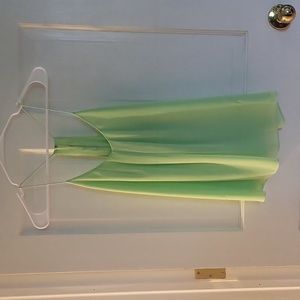 Like New! Beautiful Mint Green blouse